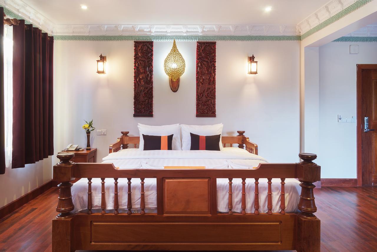 Hello Cambodia Boutique 3*