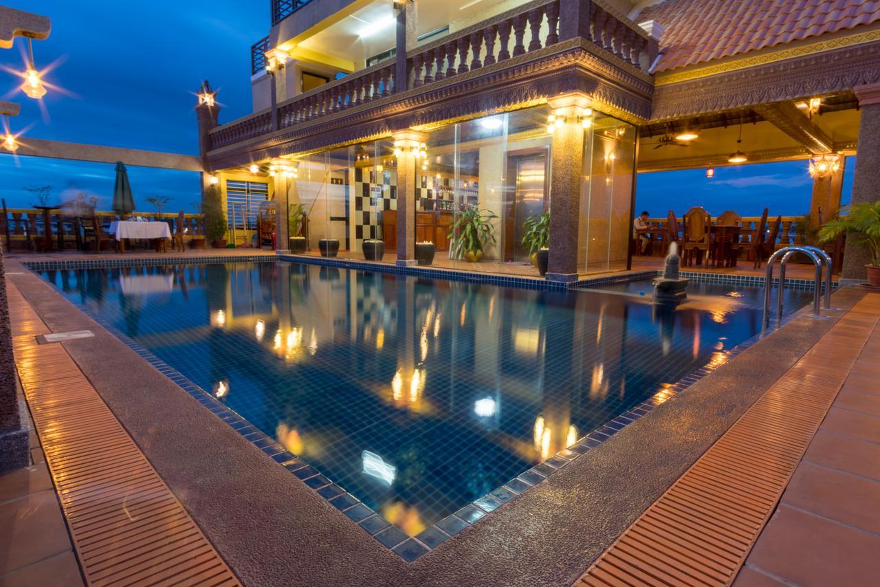 Hello Cambodia Boutique 3*